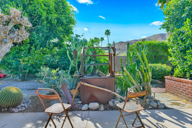 71521 Halgar Road, Rancho Mirage CA: https://media.crmls.org/mediaz/bcc0ea79-d4d0-479e-a648-604da7656138.jpg