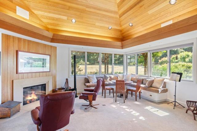 33732 E Carmel Valley Road, Carmel Valley CA: https://media.crmls.org/mediaz/bcc30c59-d55f-4f7c-b5df-aef187a5d3da.jpg