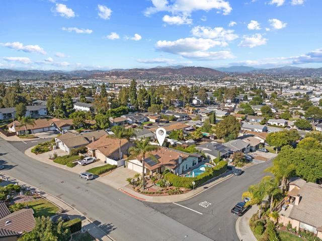 Detail Gallery Image 7 of 55 For 731 Dewane Dr, El Cajon,  CA 92020 - 3 Beds | 3 Baths