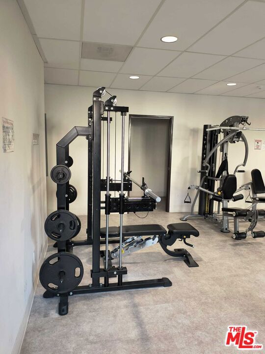 5334 N Lindley Avenue, Encino CA: https://media.crmls.org/mediaz/bcc376c4-a727-4e7f-bb30-64c8b2991f3b.jpg