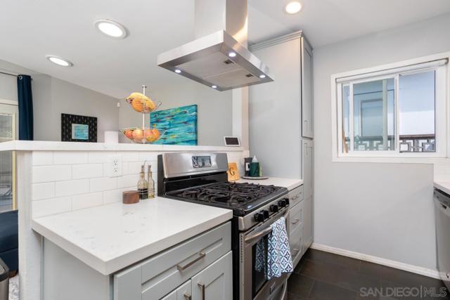 4612 Revillo Way, San Diego CA: https://media.crmls.org/mediaz/bcc431cb-59fa-4d72-8977-90ded339eb27.jpg