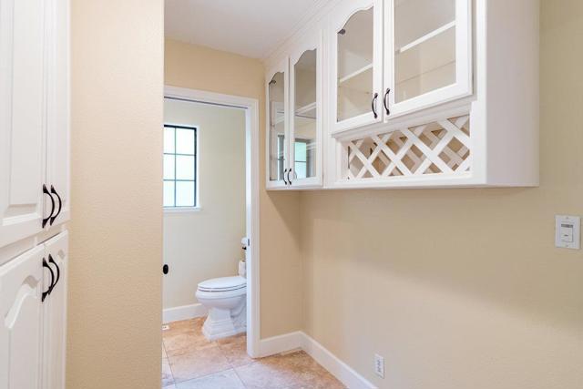 6020 Sherry Lee Lane, Salinas CA: https://media.crmls.org/mediaz/bcc50d89-9c41-4c3f-8b9f-411b2ce47706.jpg