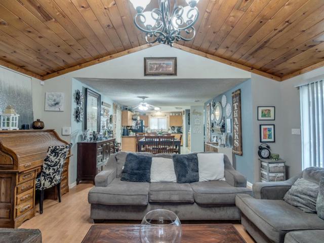 430 Adams Court, Gilroy CA: https://media.crmls.org/mediaz/bcc579c8-d64c-4390-b0f0-db82df9115ea.jpg