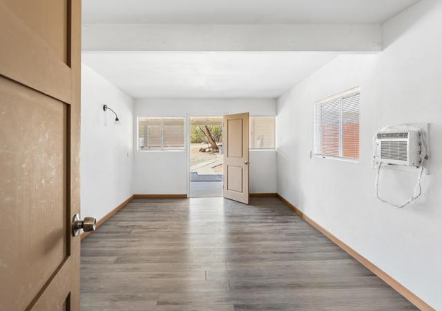 Image 11 of 38 For 9301 Polaris Way