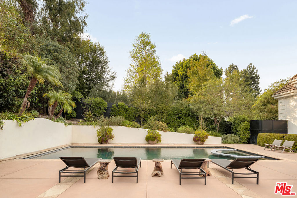 3901 Longridge AvenueSherman Oaks img 27