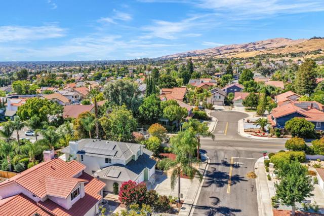 2903 Mitton Drive, San Jose CA: https://media.crmls.org/mediaz/bcc76007-f336-4f55-956a-38d618d6840e.jpg