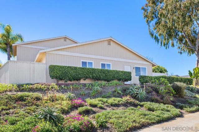 285 Aspenwood Ln, Encinitas, California 92024, 3 Bedrooms Bedrooms, ,2 BathroomsBathrooms,Condominium,For Sale,Aspenwood Ln,250019872SD