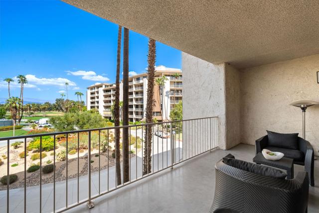 899 Island Drive #304, Rancho Mirage, CA 92270