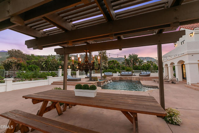 Detail Gallery Image 5 of 75 For 2296 Applewood Ln, Camarillo,  CA 93012 - 5 Beds | 4/1 Baths