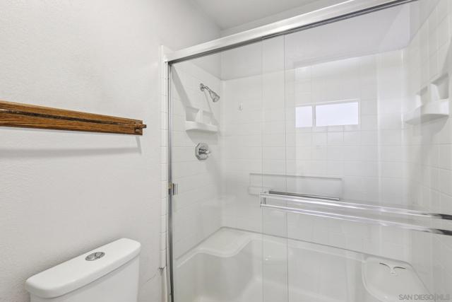 823 Fuchsia Ln, San Diego CA: https://media.crmls.org/mediaz/bccaddc8-435d-47f2-b73f-163195e17e3a.jpg