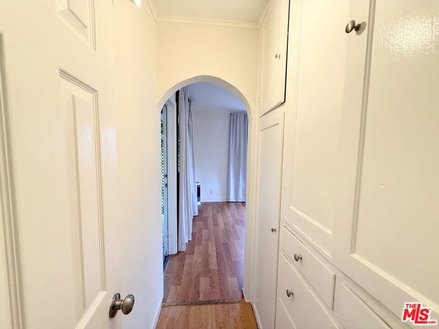 628 N Westbourne Drive, West Hollywood CA: https://media.crmls.org/mediaz/bccb93db-02e0-4eb2-9183-cfec56ffeda2.jpg