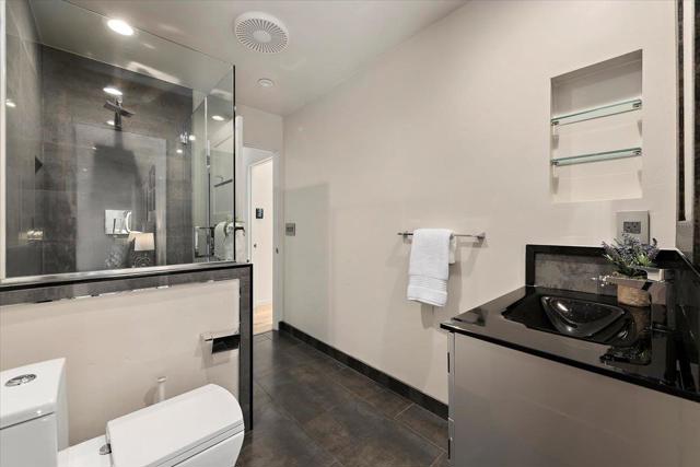 135 Lynton Avenue, San Carlos CA: https://media.crmls.org/mediaz/bccbab39-0141-48f5-a953-7bf99d22f529.jpg