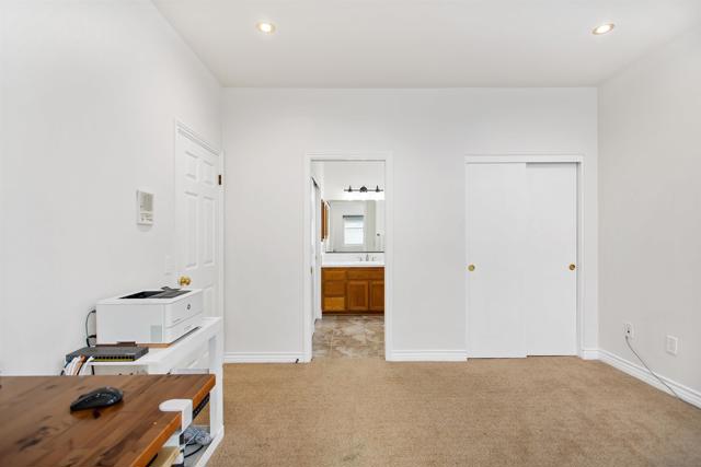 6823 Corintia St, Carlsbad CA: https://media.crmls.org/mediaz/bccc1580-ed93-4a6e-9bd4-2ae6f67237e0.jpg