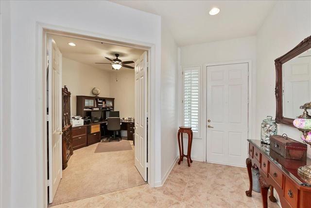 80536 Hoylake Drive, Indio CA: https://media.crmls.org/mediaz/bccc552c-d419-461f-b05f-5a378bb1f236.jpg