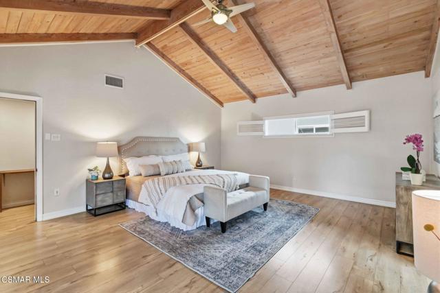 1881 Wellesley Drive, Thousand Oaks CA: https://media.crmls.org/mediaz/bccc640a-1979-43f1-b4c2-a75b55e8611f.jpg