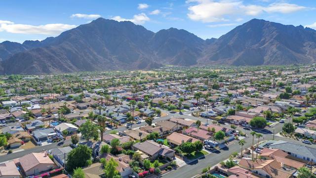 Image 61 of 64 For 52680 Avenida Martinez