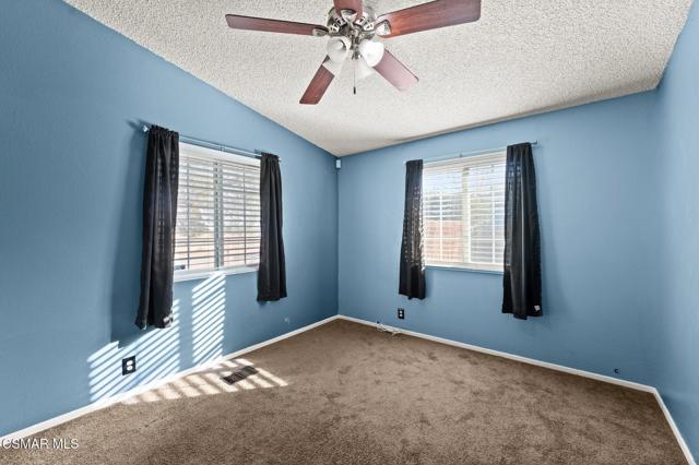 19036 Janine Street, Adelanto CA: https://media.crmls.org/mediaz/bccccb64-310e-417a-8467-f331038f30b1.jpg