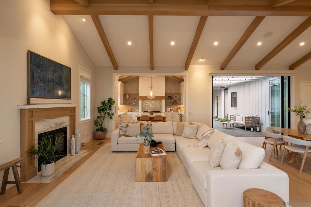 1023 Stratford Ct - photo 6