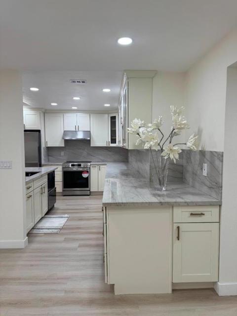 5361 Cribari Dell, San Jose CA: https://media.crmls.org/mediaz/bcd0571b-0022-448d-85c4-a371cac27314.jpg