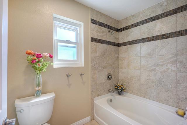 Image 18 of 28 For 3332 Heather Ridge Court