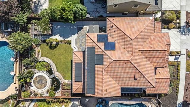 2288 Jessica Way, Tracy CA: https://media.crmls.org/mediaz/bcd16c9e-5c01-4f51-be95-8ce2dac36b01.jpg