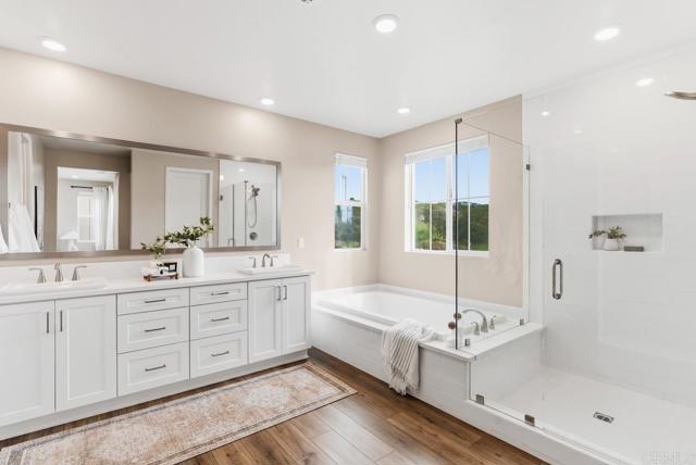 Detail Gallery Image 18 of 35 For 6675 Agave Cir, Carlsbad,  CA 92011 - 4 Beds | 3 Baths