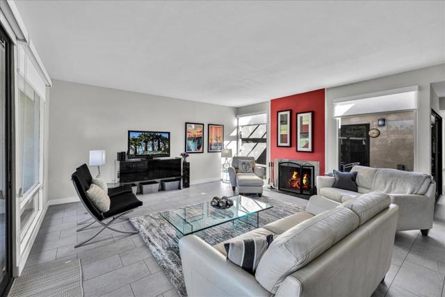 2202 Oakcrest Drive, Palm Springs, CA 92264