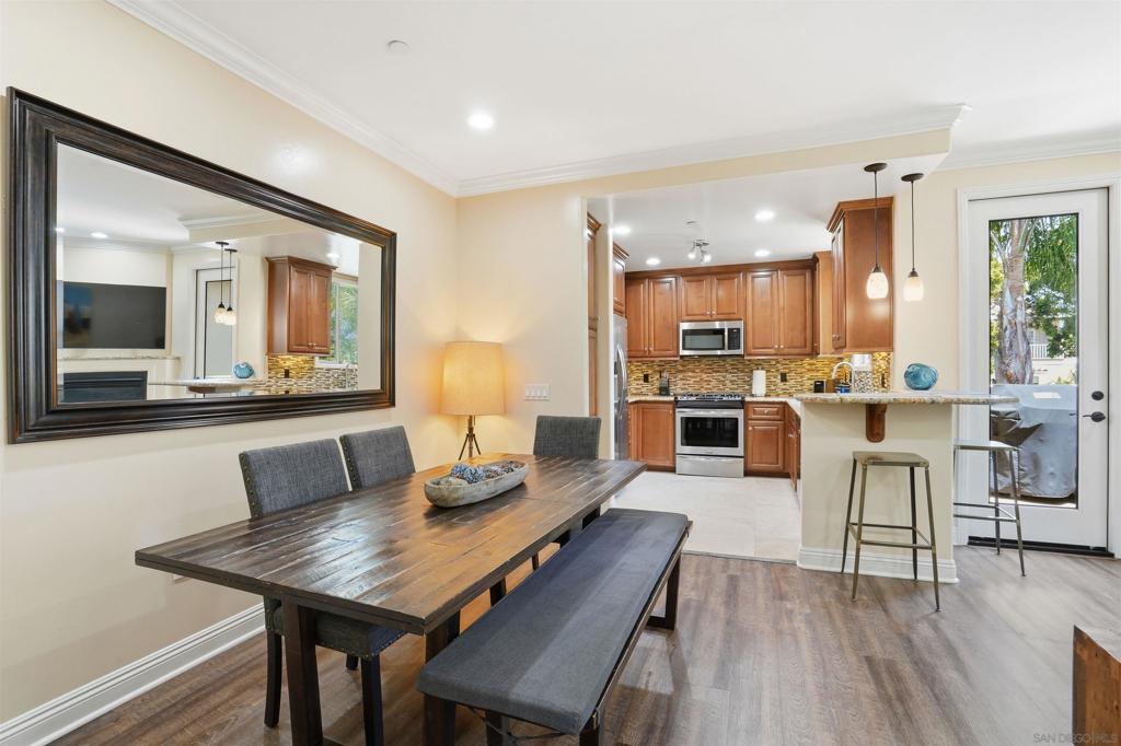 1137 Felspar Street - photo 9