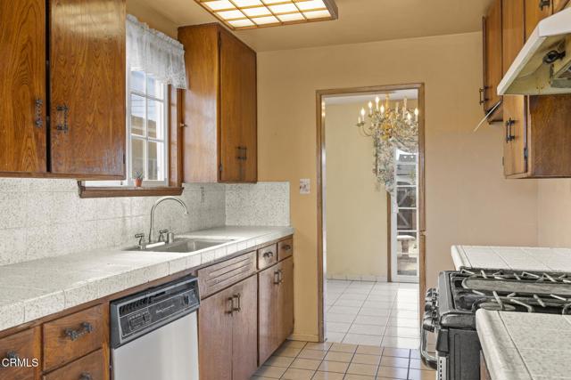 Detail Gallery Image 14 of 35 For 3043 S G St, Oxnard,  CA 93033 - 4 Beds | 2 Baths