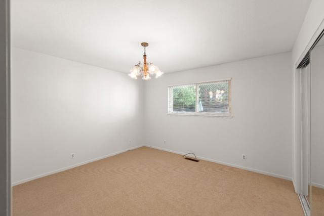 13395 W Park Avenue, Boulder Creek CA: https://media.crmls.org/mediaz/bcd6701f-87a7-4ae5-970a-cc486b44abbf.jpg