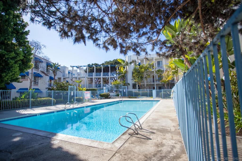 MLS #250020511SD img 8