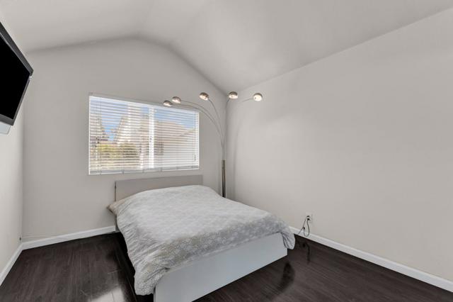 4438 Calypso Terrace, Fremont CA: https://media.crmls.org/mediaz/bcda59cb-4c0a-4513-ab6e-b9eb0ca15790.jpg