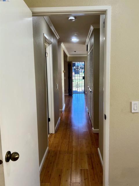 276 Galano Plz, Union City CA: https://media.crmls.org/mediaz/bcdc27d9-c406-44d1-97de-8cbc027a03d2.jpg