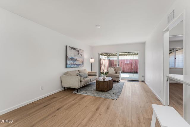 162 W Alta Green, Port Hueneme CA: https://media.crmls.org/mediaz/bcdc48bf-e620-44f6-8fe3-ea11bbe9ae39.jpg