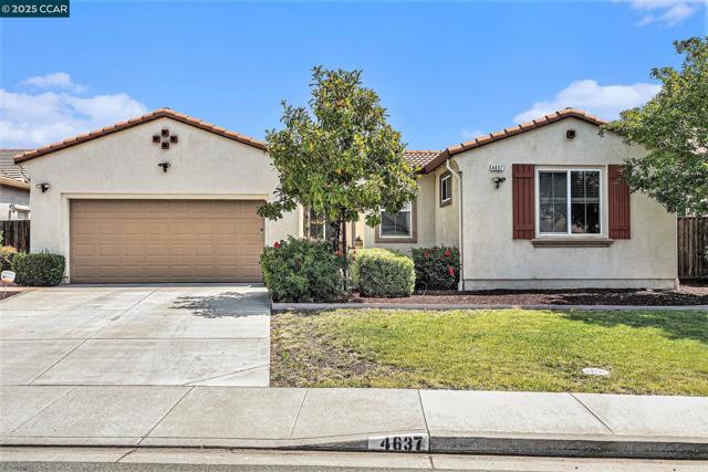 4637 Appleglen St, Antioch CA: https://media.crmls.org/mediaz/bcdcc03a-896b-447e-98b5-5475f5079839.jpg
