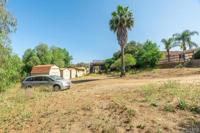 9780 Dunbar Ln Lane, El Cajon CA: https://media.crmls.org/mediaz/bcdceb2e-3abf-45e3-ad22-af87b8fcc071.jpg