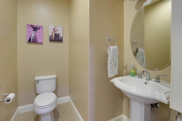 1251 Mulberry Street, Hollister CA: https://media.crmls.org/mediaz/bcdd20b6-b43f-46eb-b168-cfe928392bd9.jpg