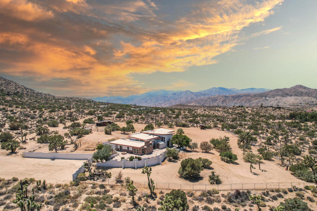 55149 Hoopa Trail, Yucca Valley, CA 92284