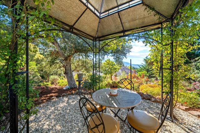 3930 Via Mar Monte, Carmel CA: https://media.crmls.org/mediaz/bcde58a1-96d7-4988-a556-dd19c5864065.jpg