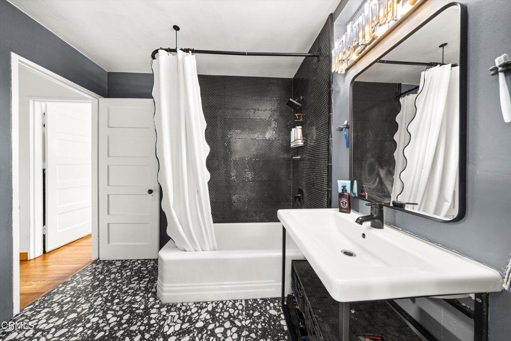 MLS #V1-31666 image #17