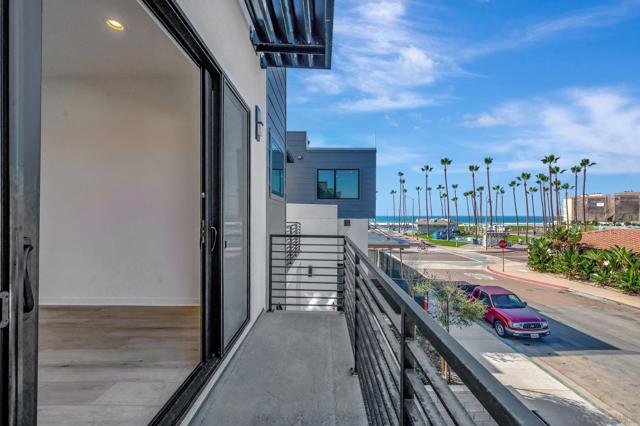109 Daisy, Imperial Beach CA: https://media.crmls.org/mediaz/bce078cb-ae44-4624-b1e0-59b40079eda7.jpg