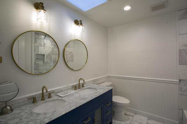 32107 Beachview Lane, Westlake Village CA: https://media.crmls.org/mediaz/bce09705-57b1-42df-ac27-2d97e0d7240f.jpg