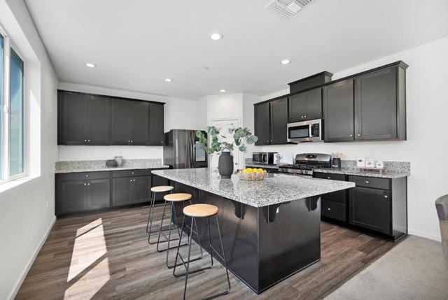 4535 Bitter Street, Antioch CA: https://media.crmls.org/mediaz/bce21ddb-af71-4475-a102-9f16d33c47e9.jpg