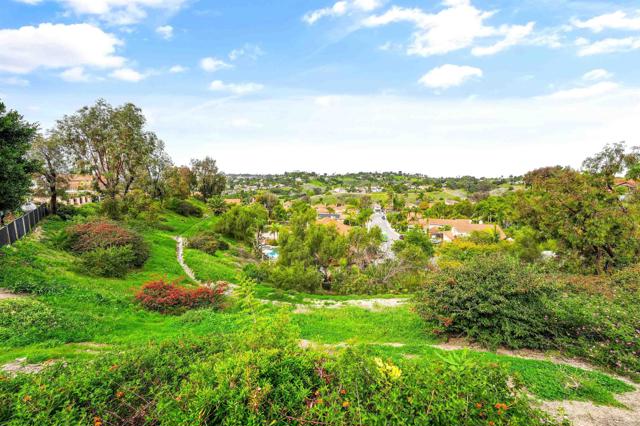 Detail Gallery Image 37 of 54 For 3315 Tripoli, Oceanside,  CA 92056 - 2 Beds | 2/1 Baths