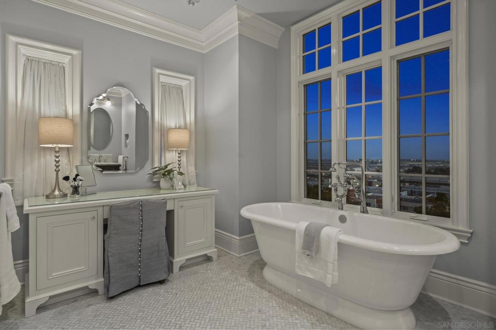 MLS #250035031SD image #46