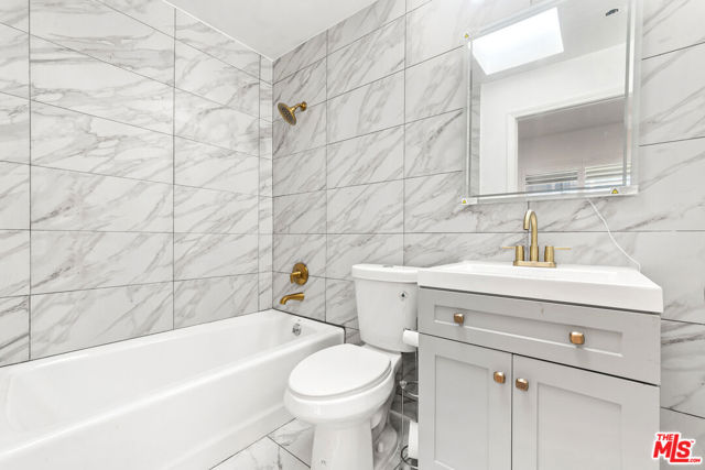 1020 Hilldale Avenue, West Hollywood CA: https://media.crmls.org/mediaz/bce41dd7-7ff0-4c1f-9ea4-df1550d23600.jpg