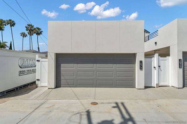 Image 27 of 32 For 1073 Opal Street