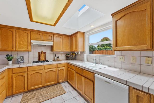 320 Errett Circle, Santa Cruz CA: https://media.crmls.org/mediaz/bce46bdd-5cf9-40bd-98dd-e605e0d7dc7f.jpg
