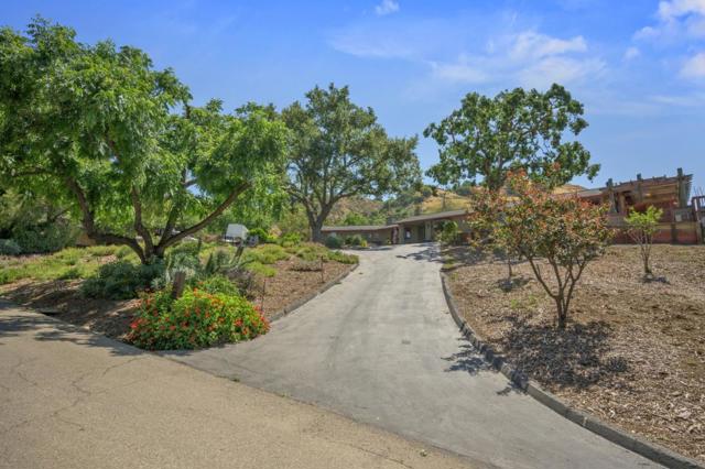 15946 Camino Vista Way, San Jose CA: https://media.crmls.org/mediaz/bce48b2f-3258-4b29-a08d-e3d8a387dc69.jpg