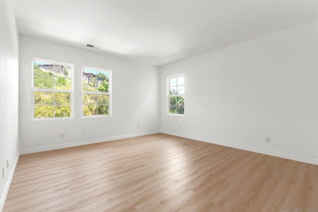 1120 Championship Rd, Oceanside CA: https://media.crmls.org/mediaz/bce4cef1-3907-41bc-860e-e64aaa68b7fc.jpg